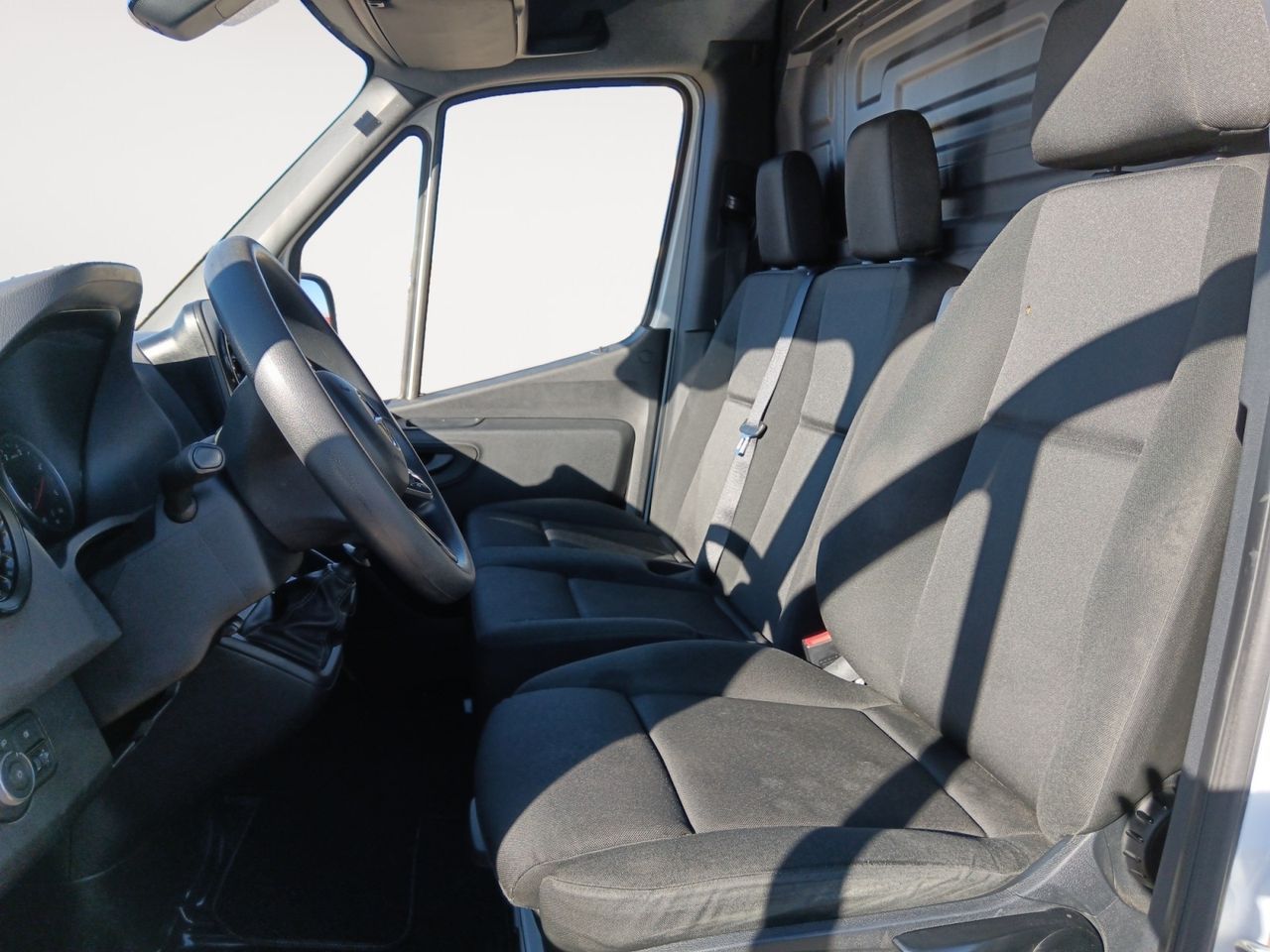 Mercedes-Benz Sprinter Furgón 315 CDI Medio 3.5T T. Alto - foto 9
