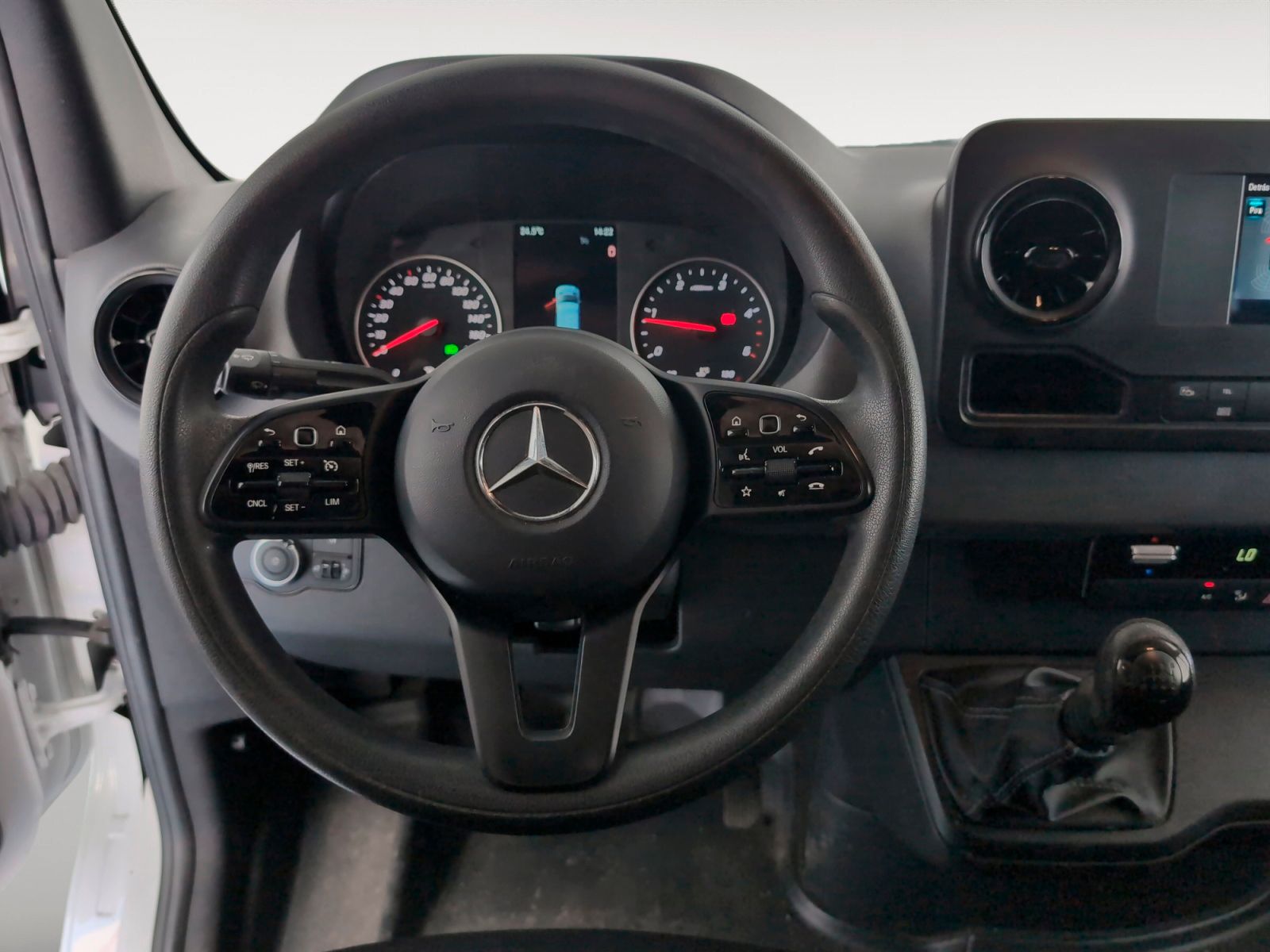 Mercedes-Benz Sprinter Furgón 315 CDI Medio 3.5T T. Alto - foto 10