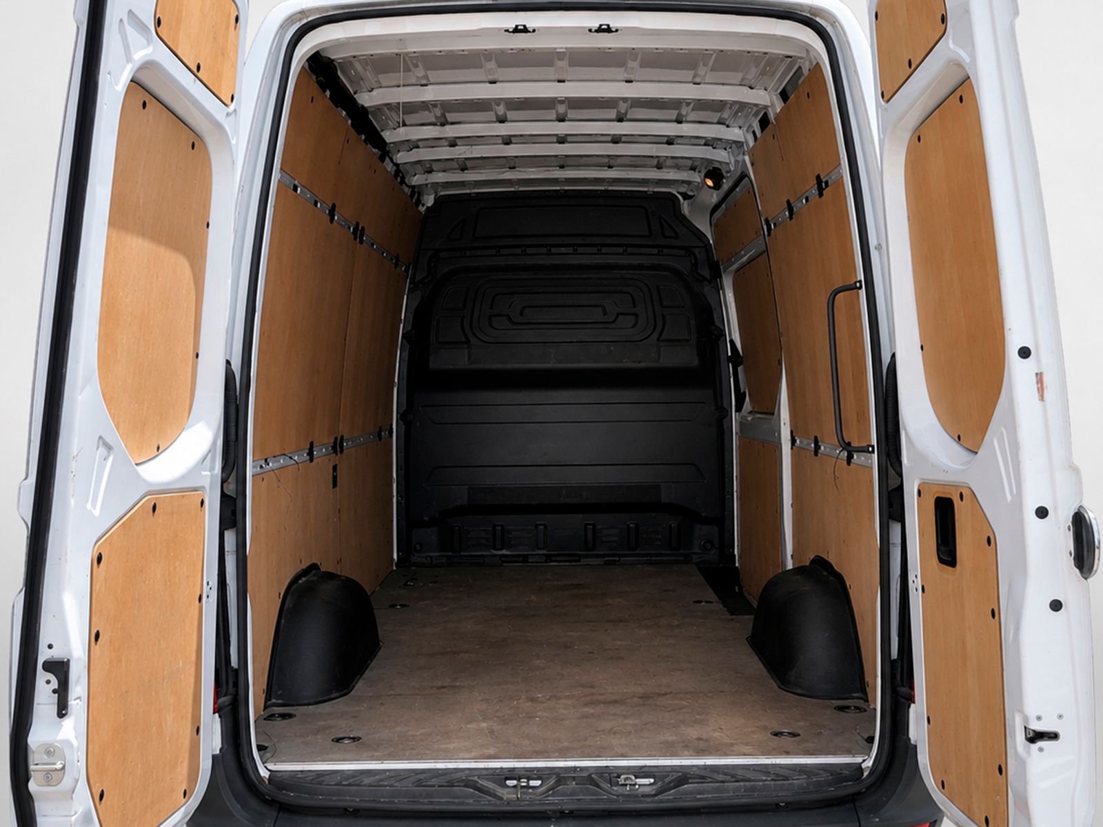 Mercedes-Benz Sprinter Furgón 315 CDI Medio 3.5T T. Alto - foto 14
