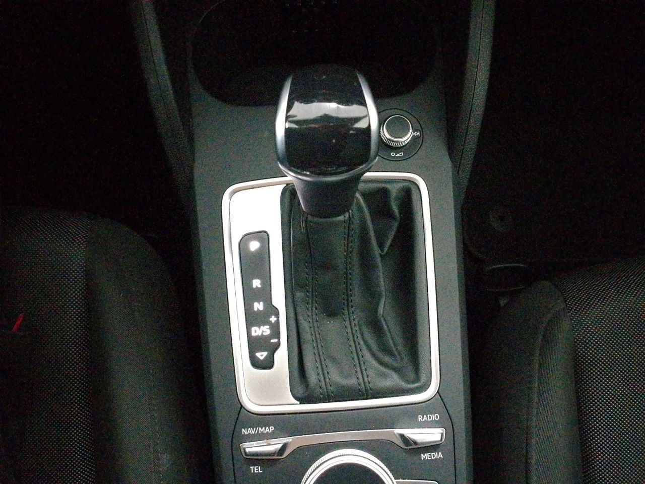 Audi Q2 Advanced 35 TFSI S tronic - foto 13