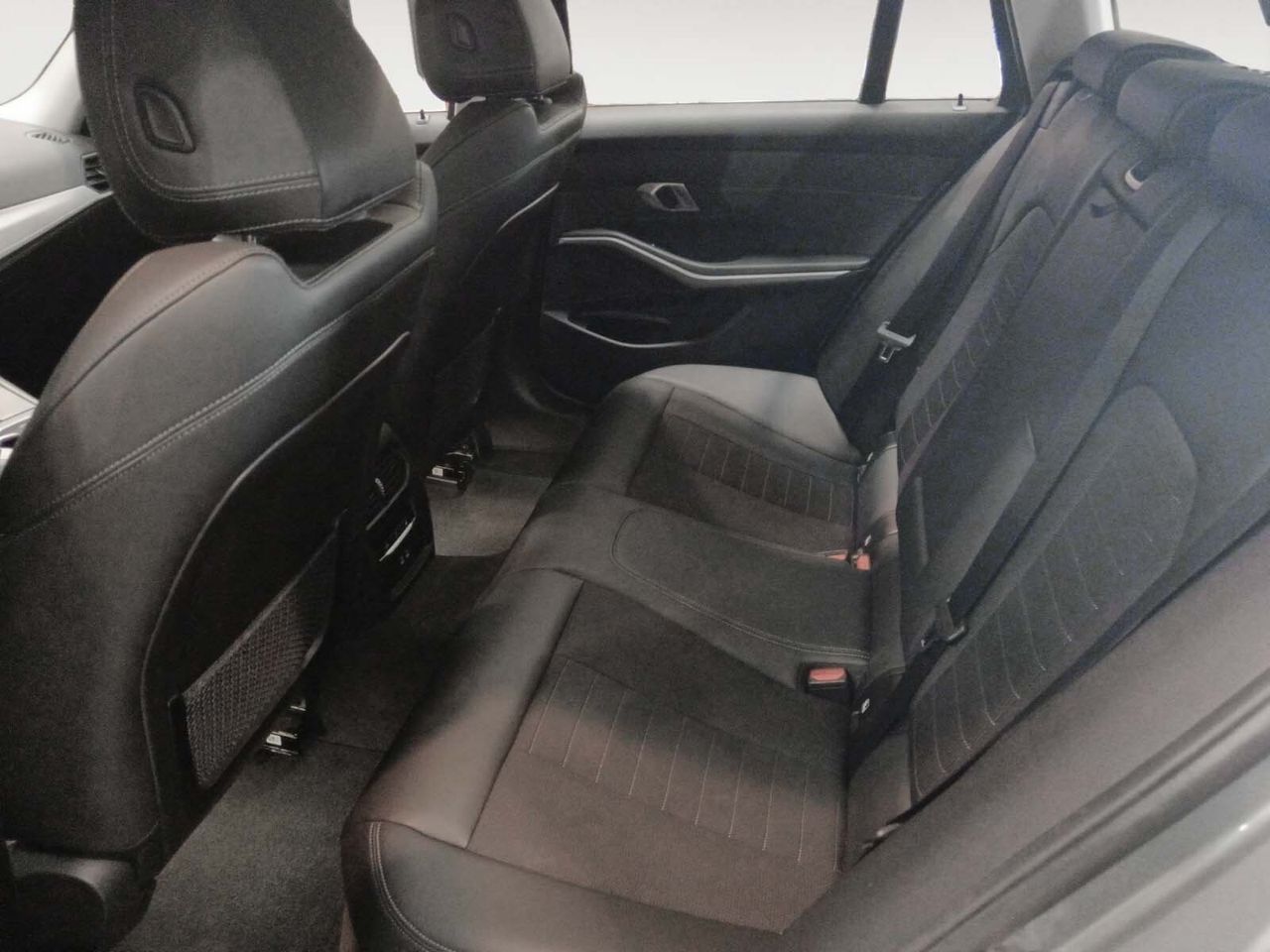BMW Serie 3 318d Touring - foto 10