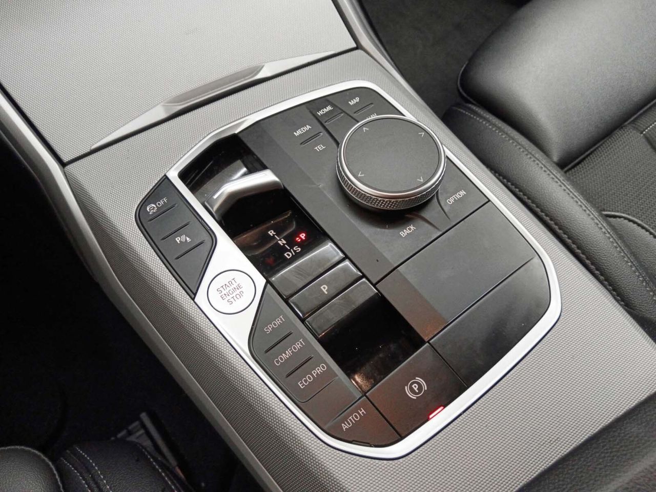 BMW Serie 3 318d Touring - foto 14
