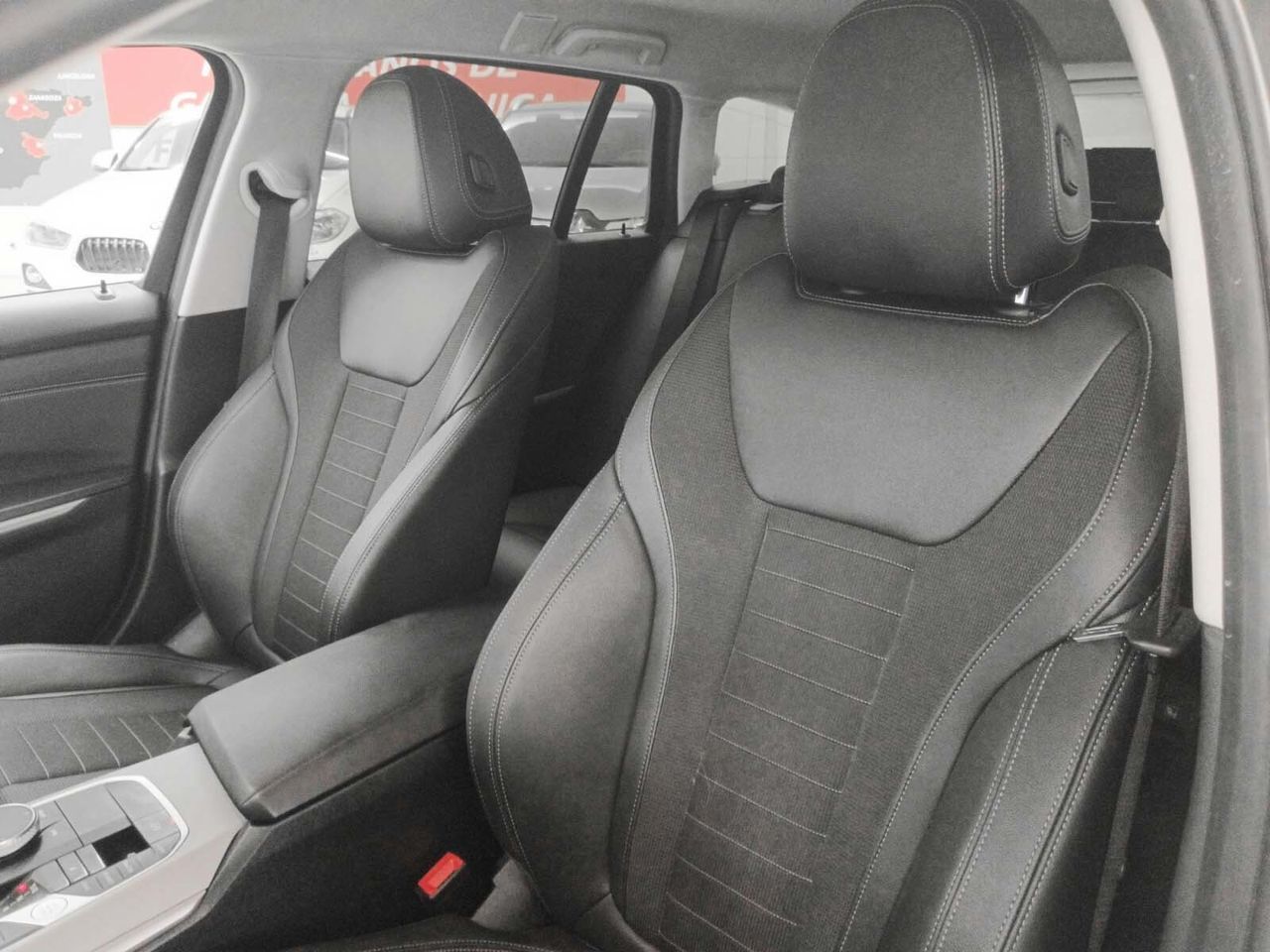BMW Serie 3 318d Touring - foto 22