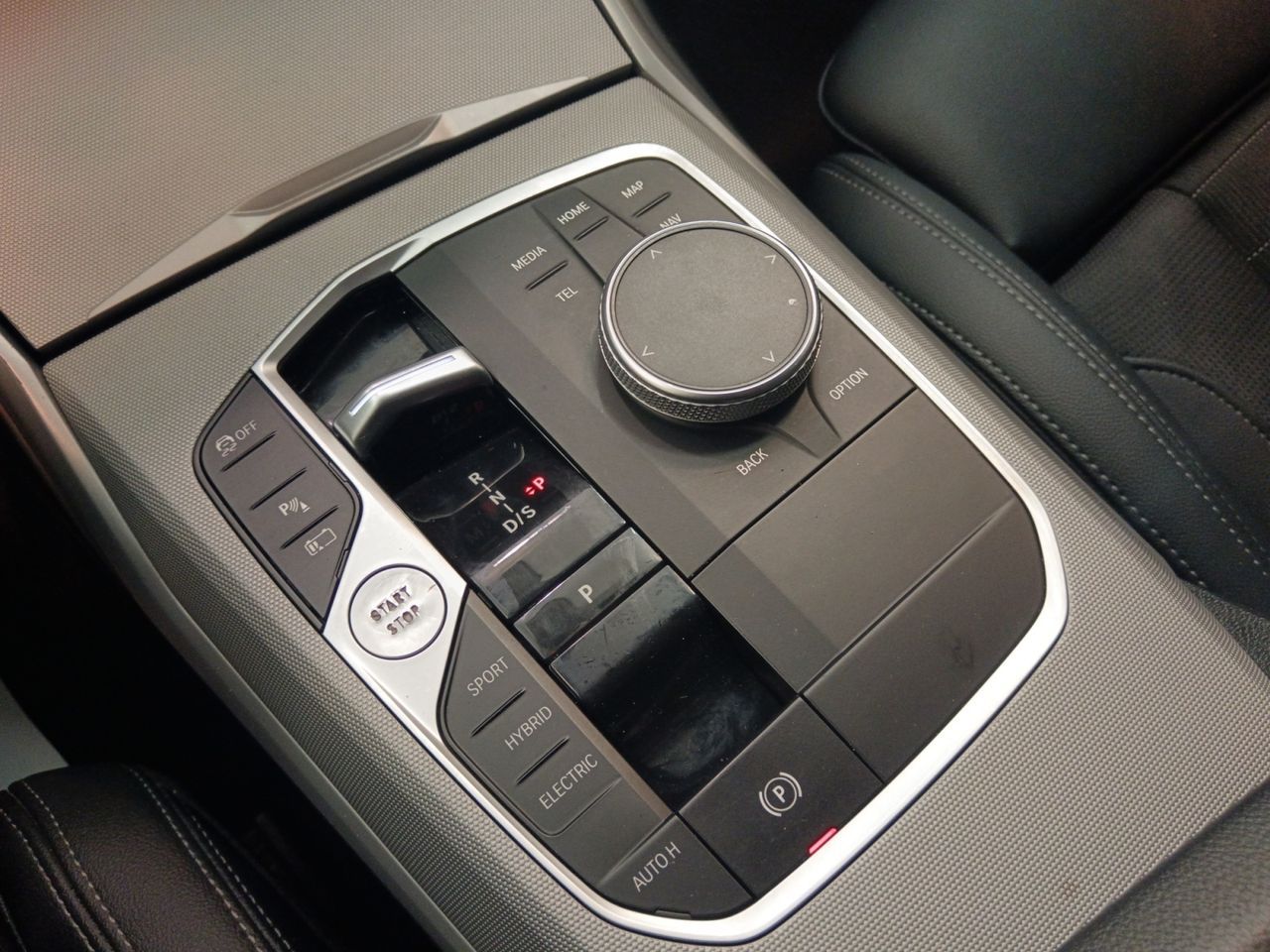BMW Serie 3 320e - foto 14