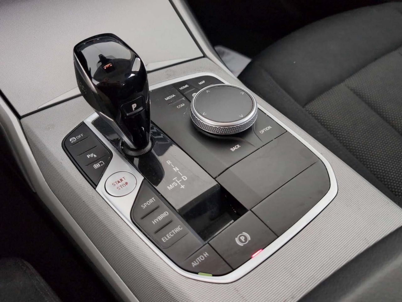 BMW Serie 3 330e - foto 17