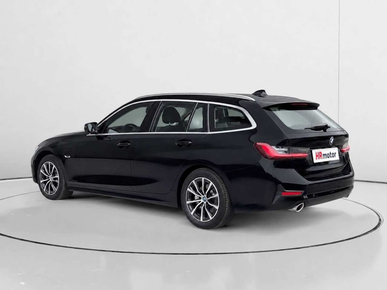 BMW Serie 3 330e - foto 5