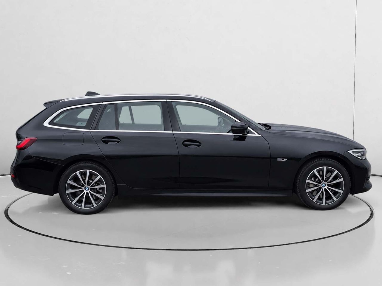 BMW Serie 3 330e - foto 2