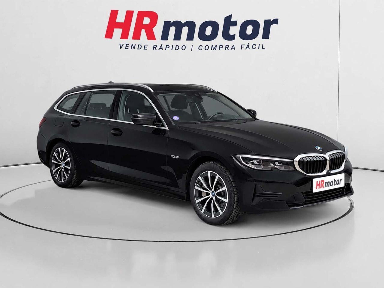 BMW Serie 3 330e - foto 1