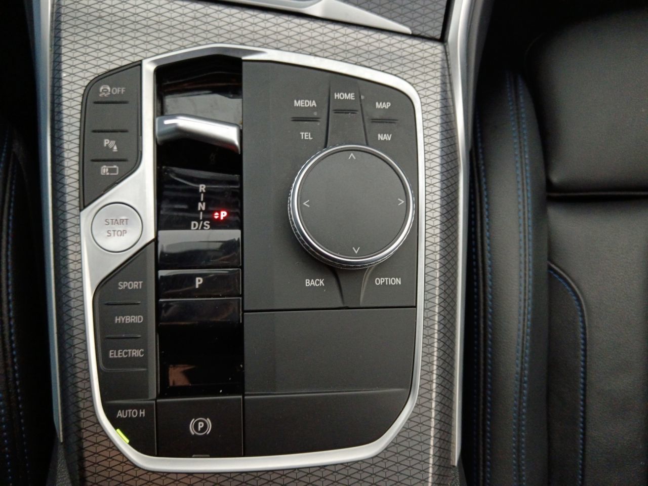 BMW Serie 3 330e xDrive Touring - foto 13