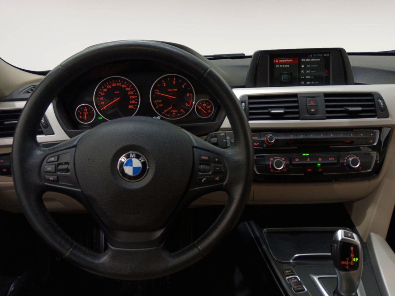 BMW Serie 3 316d Touring - foto 8