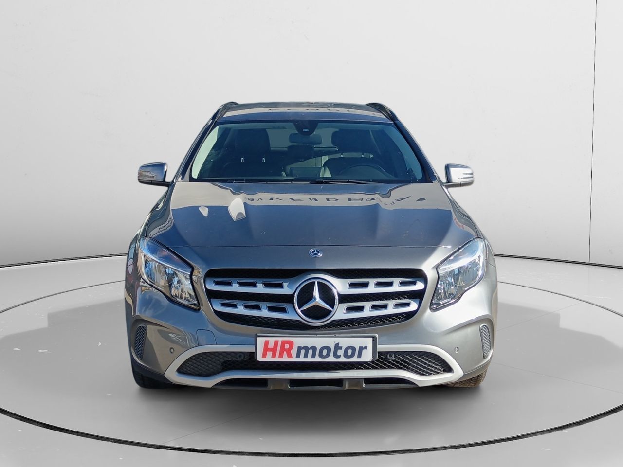 Mercedes-Benz GLA 180 - foto 5
