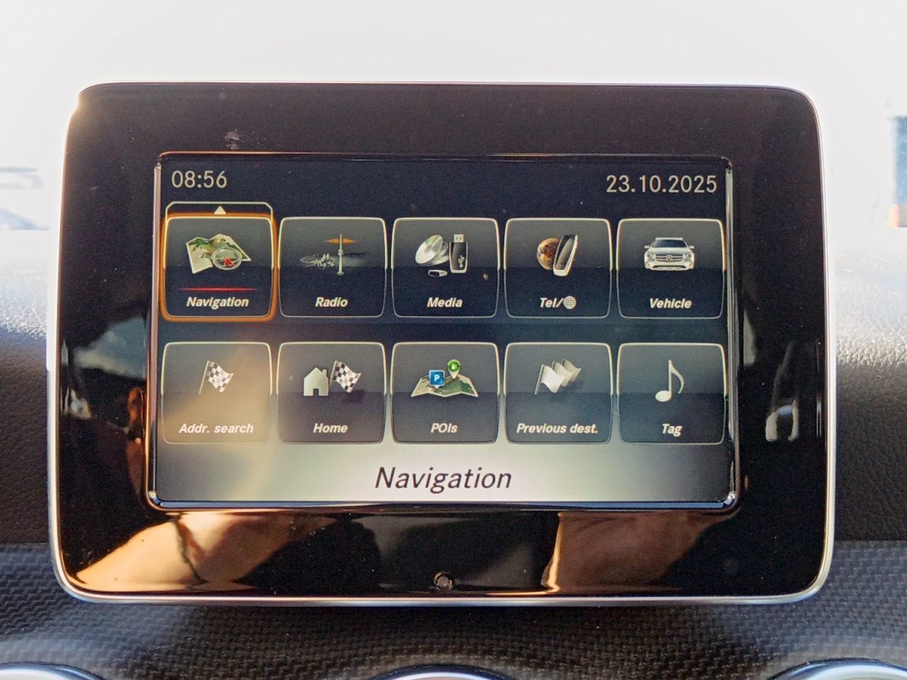 Mercedes-Benz GLA 180 - foto 15