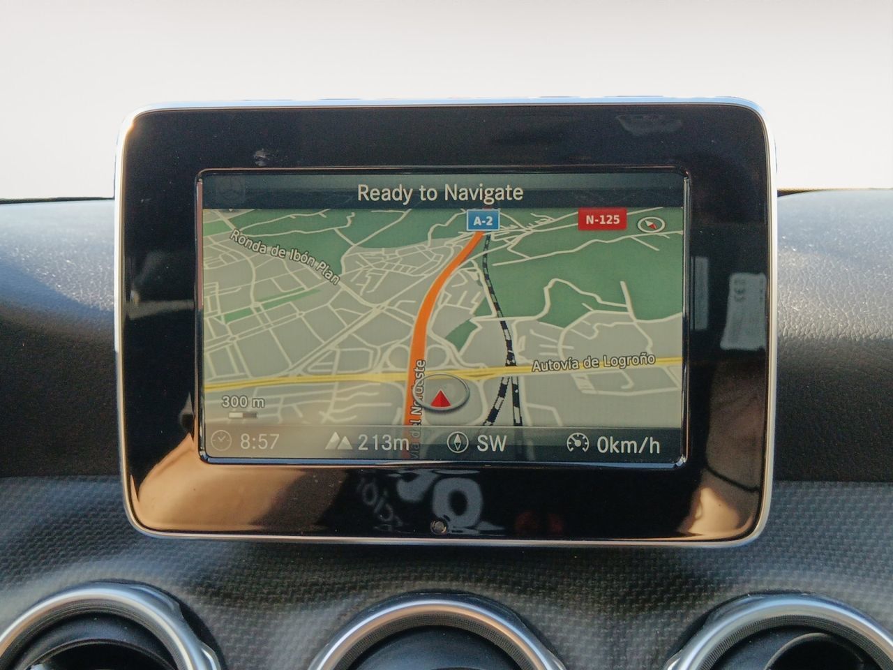 Mercedes-Benz GLA 180 - foto 18