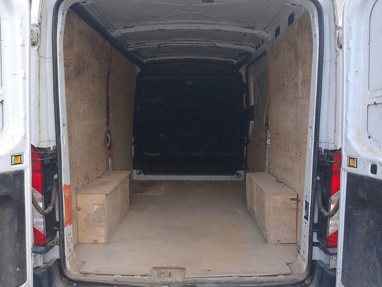 Ford Transit Furgon 310 L2H2 Trend FWD - foto 10