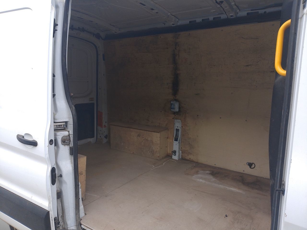 Ford Transit Furgon 310 L2H2 Trend FWD - foto 9