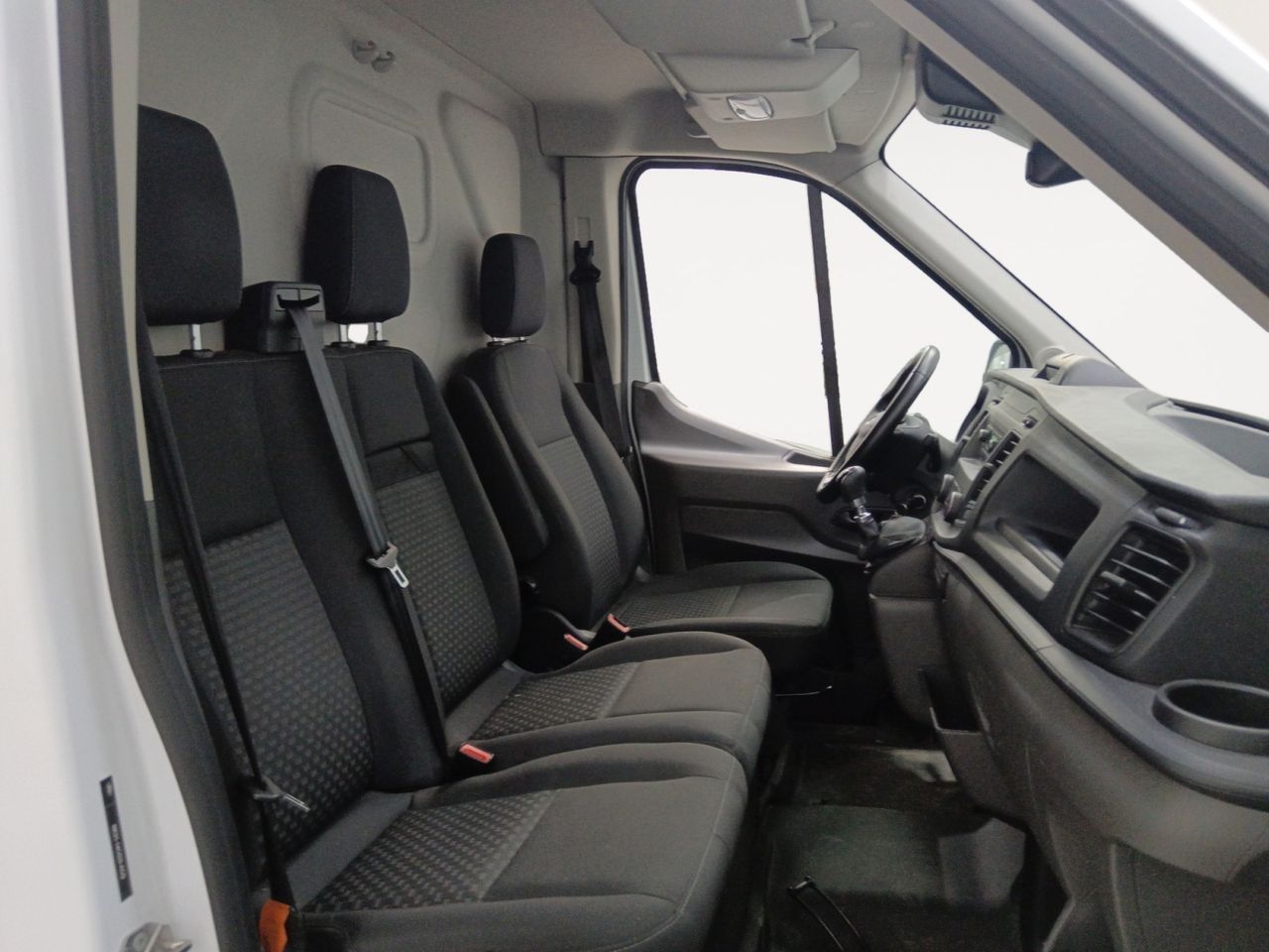 Ford Transit Furgon 310 L2H2 Trend - foto 11