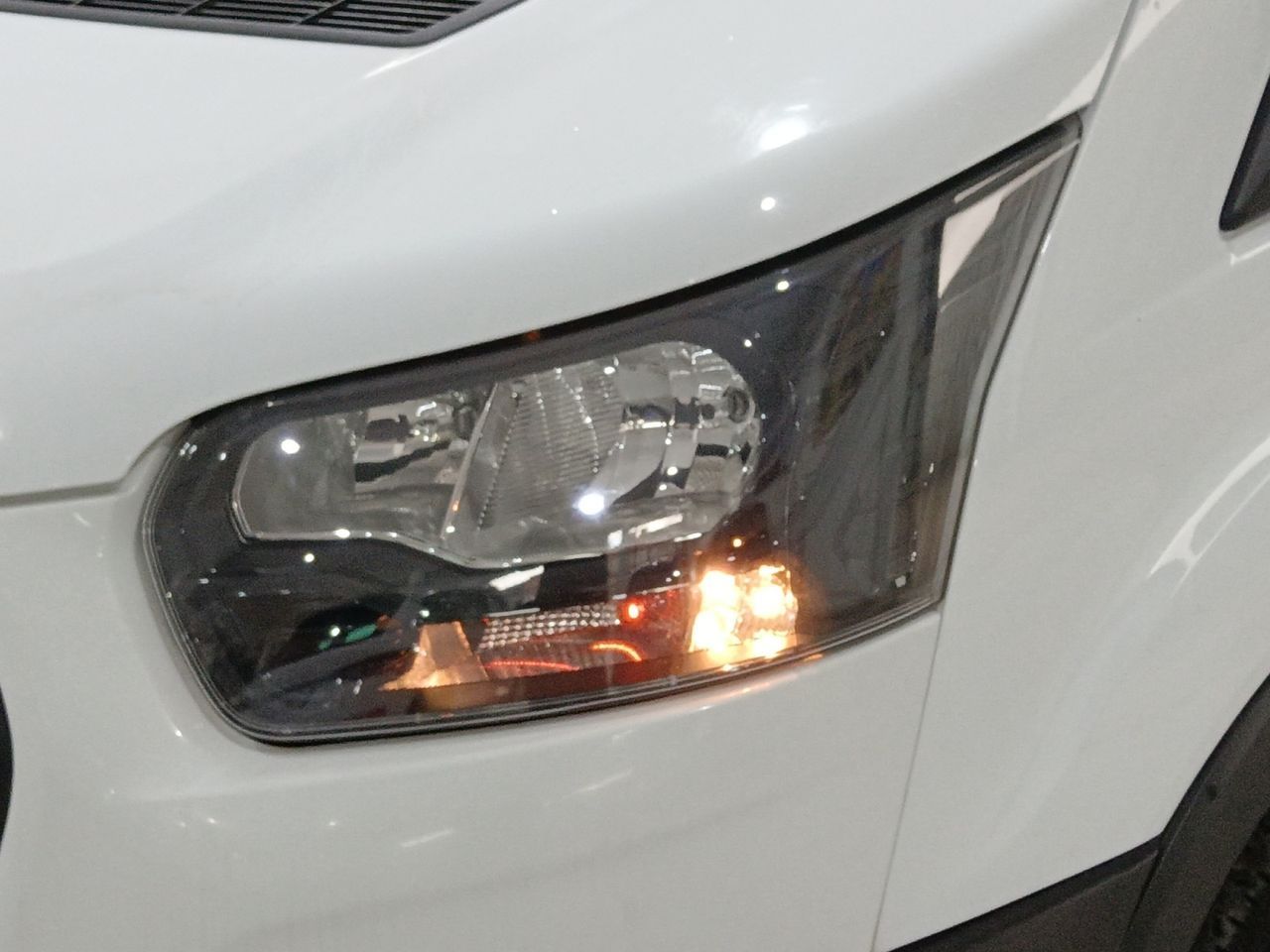 Ford Transit Furgon 310 L2H2 Trend - foto 21