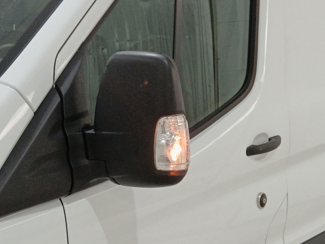 Ford Transit Furgon 310 L2H2 Trend - foto 20