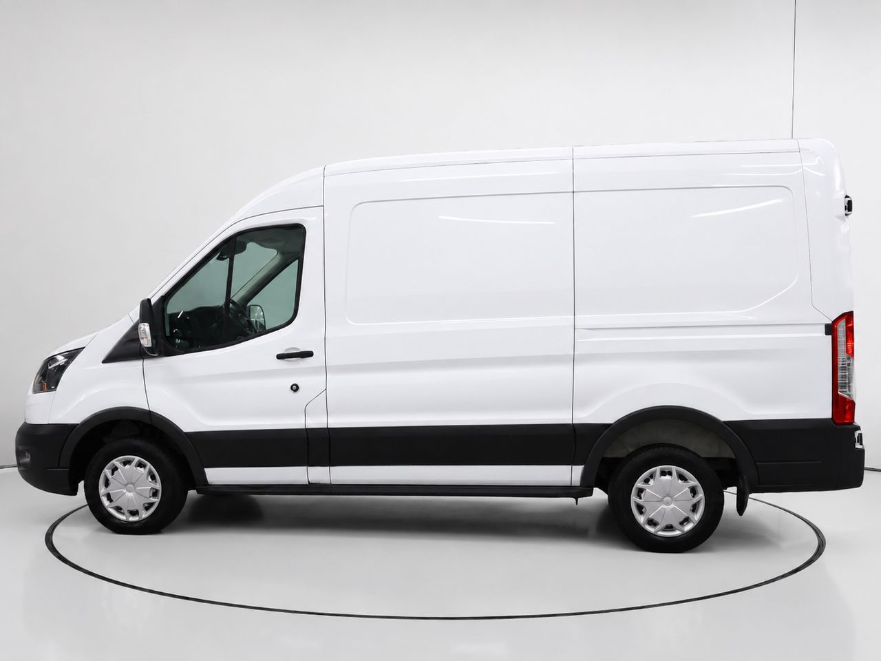 Ford Transit Furgon 310 L2H2 Trend - foto 6