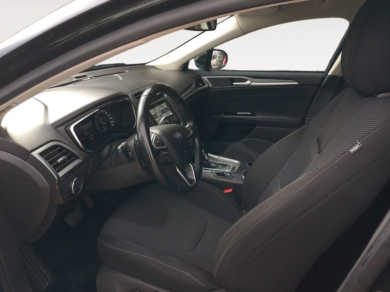 Ford Mondeo 2.0 TDCi Titanium PowerShift - foto 9