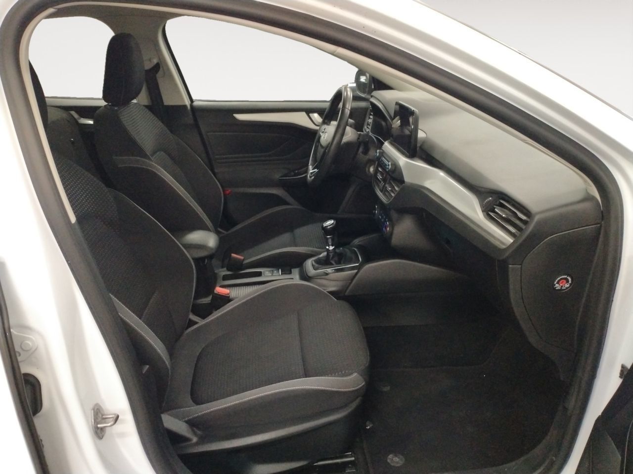 Ford Focus 1.5 TDCi Trend+ - foto 11