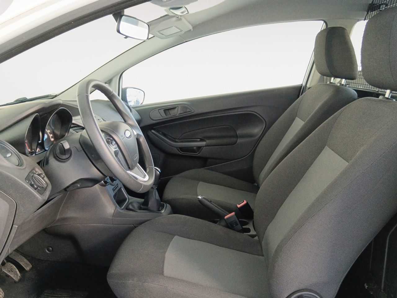 Ford Fiesta 1.5 TDCi Trend - foto 8