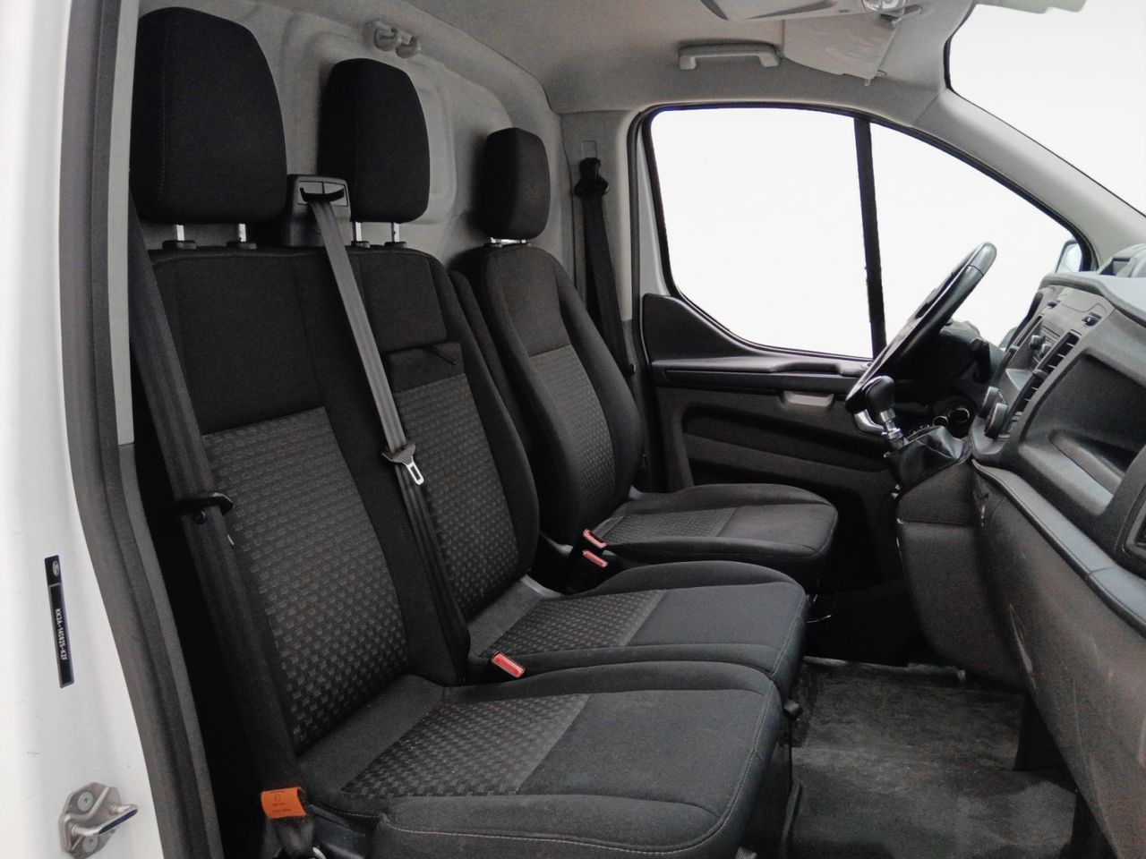 Ford Transit Custom Furgon 2.0 TDCi 300 L1 Trend - foto 12