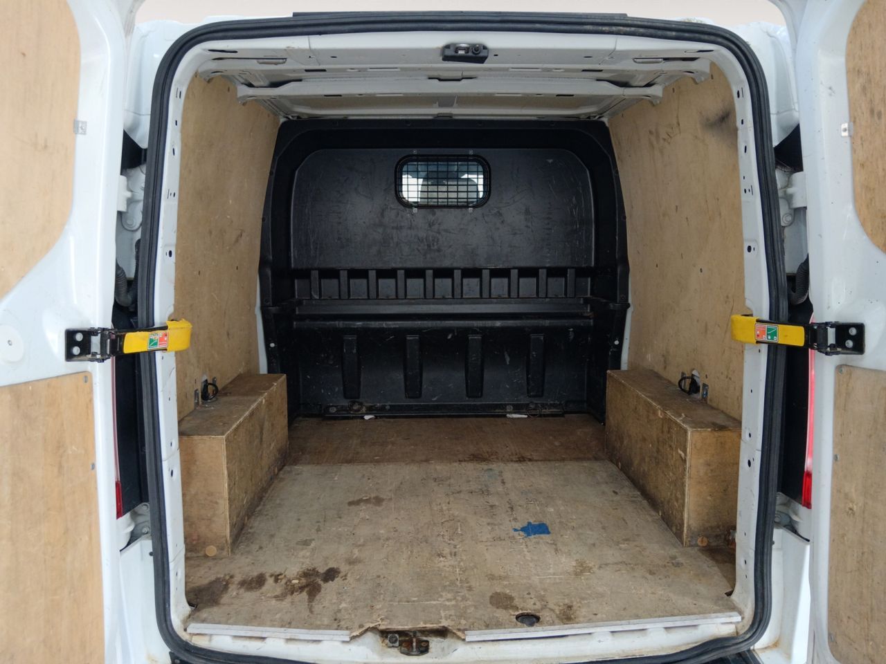 Ford Transit Custom Furgon 2.0 TDCi 320 L2 Trend - foto 12