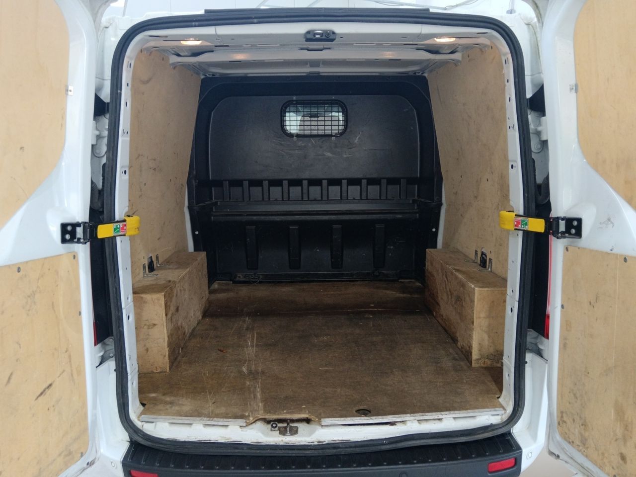 Ford Transit Custom Furgon 2.0 TDCi 320 L2 Trend - foto 12