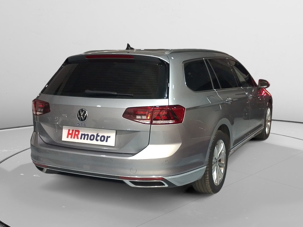 Volkswagen Passat GTE 1.4 TSI e-Power DSG - foto 2