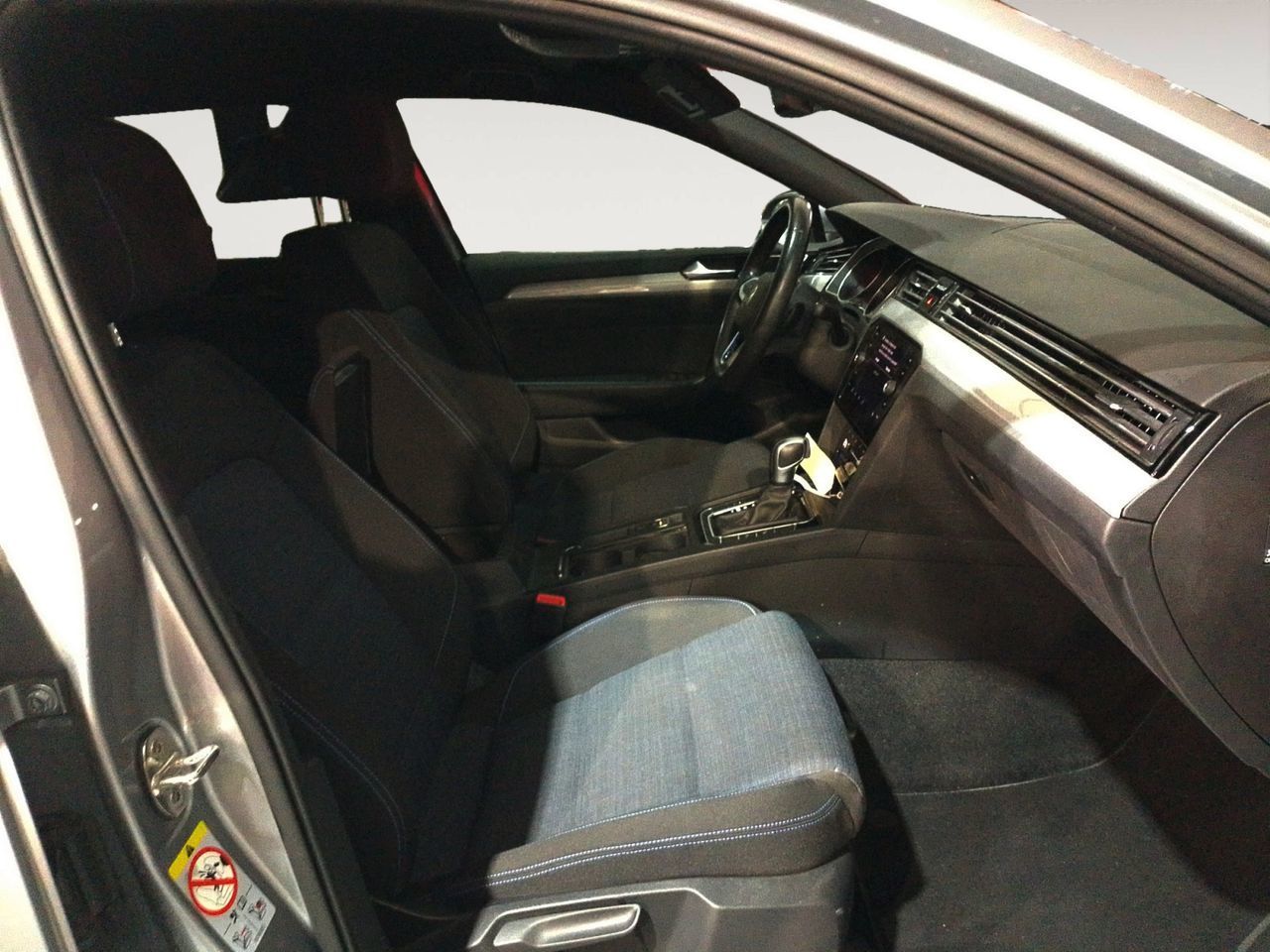 Volkswagen Passat GTE 1.4 TSI e-Power DSG - foto 11