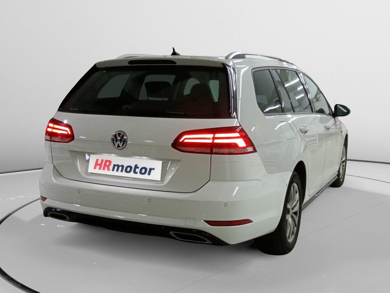 Volkswagen Golf Advance 2.0 TDI DSG - foto 2