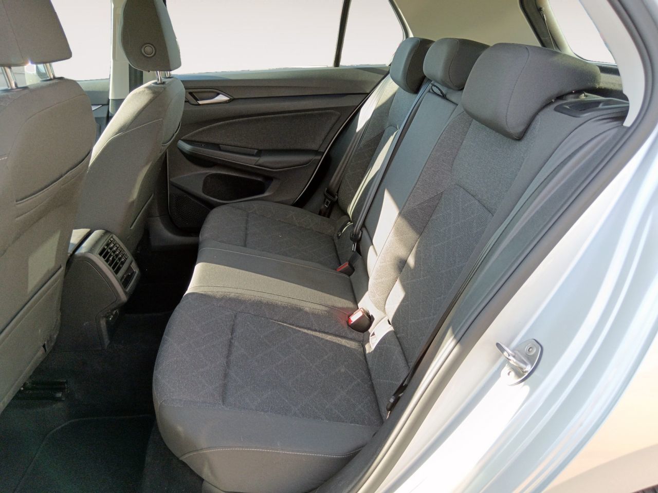 Volkswagen Golf Life 1.0 TSI - foto 10