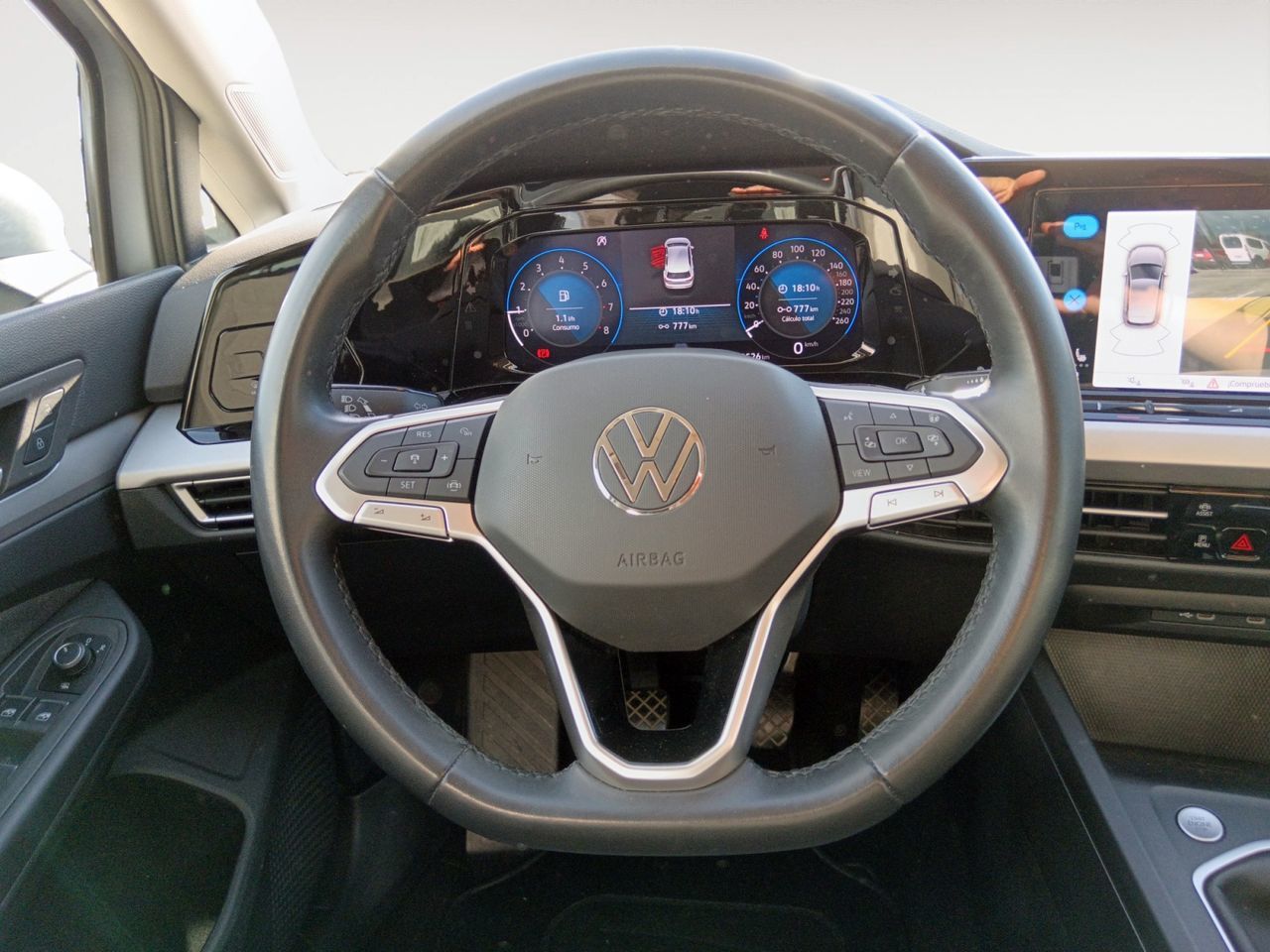 Volkswagen Golf Life 1.0 TSI - foto 8