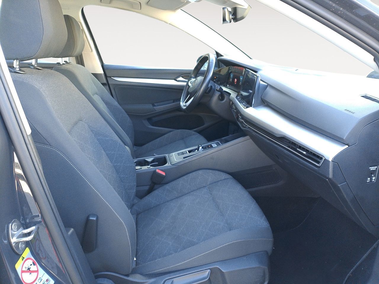 Volkswagen Golf Life 1.5 eTSI DSG - foto 11