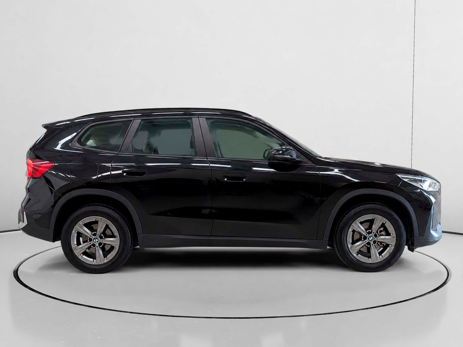 BMW X1 sDrive18i - foto 2