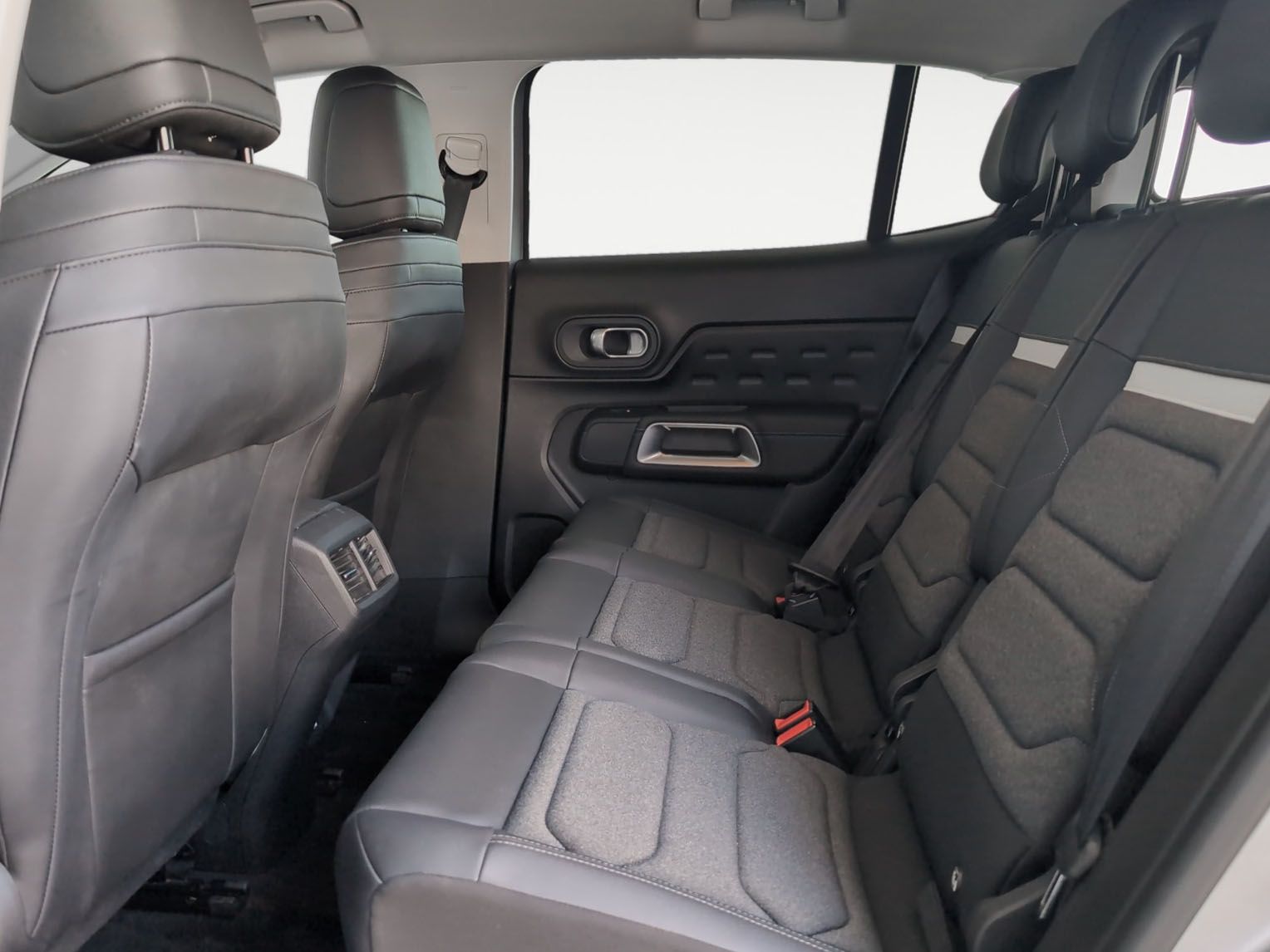 Citroën C5 Aircross PureTech 130 Plus - foto 11