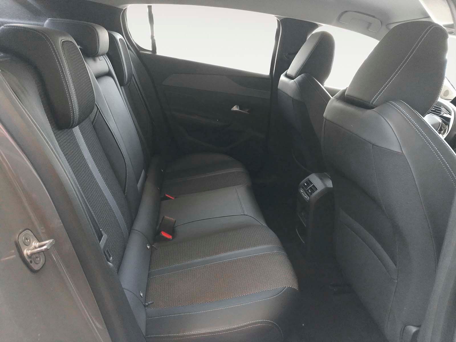 Peugeot 308 PureTech 130 Allure - foto 11