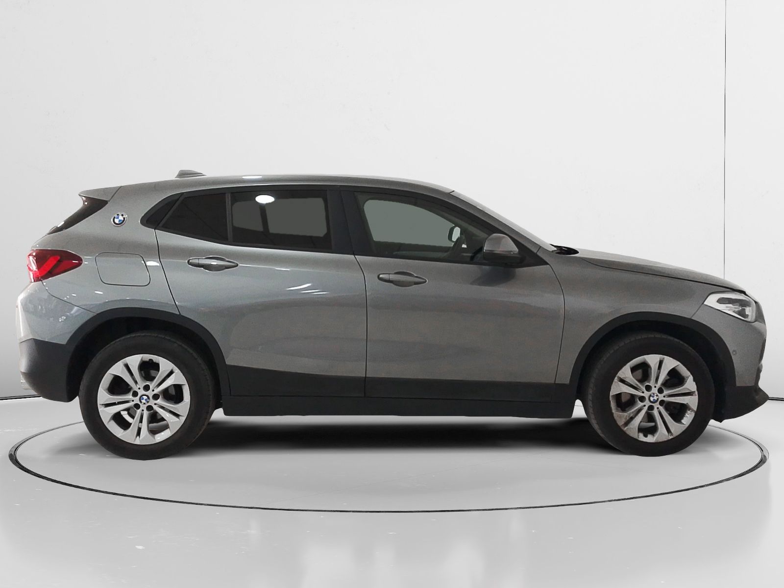 BMW X2 sDrive18d Business - foto 2