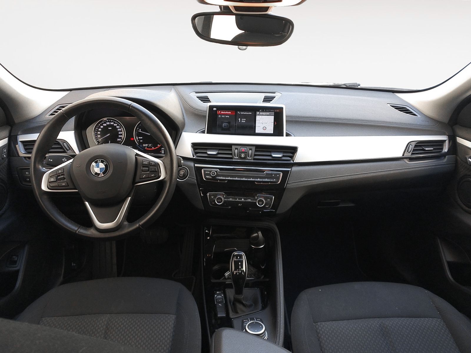 BMW X2 sDrive18d Business - foto 8