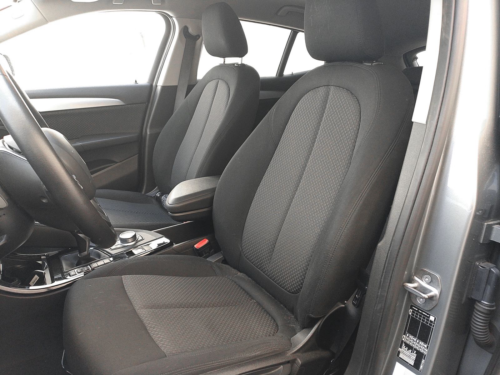 BMW X2 sDrive18d Business - foto 23