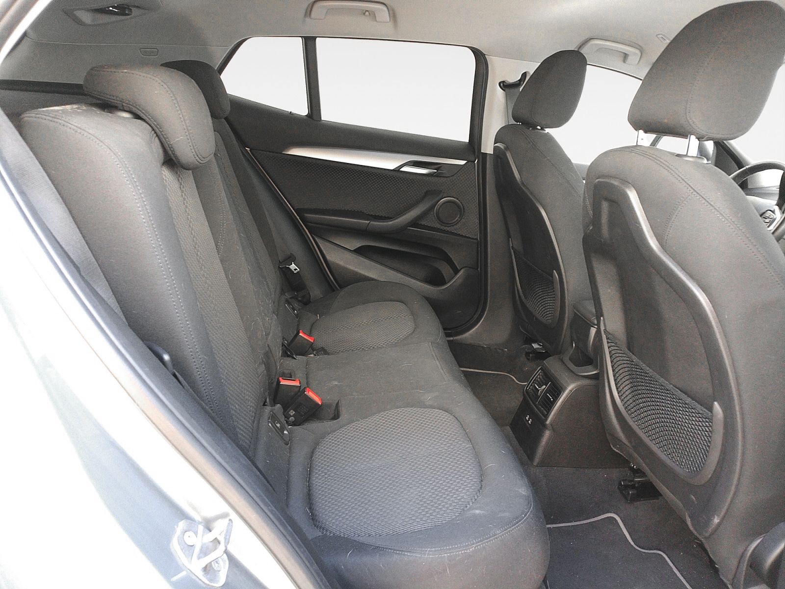 BMW X2 sDrive18d Business - foto 11