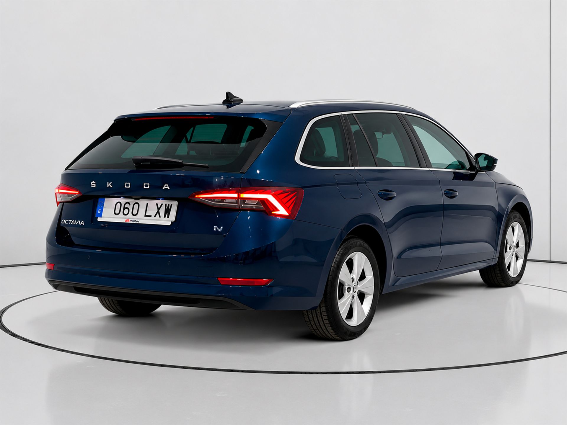 Škoda Octavia 1.4 TSI PHEV Ambition DSG - foto 3