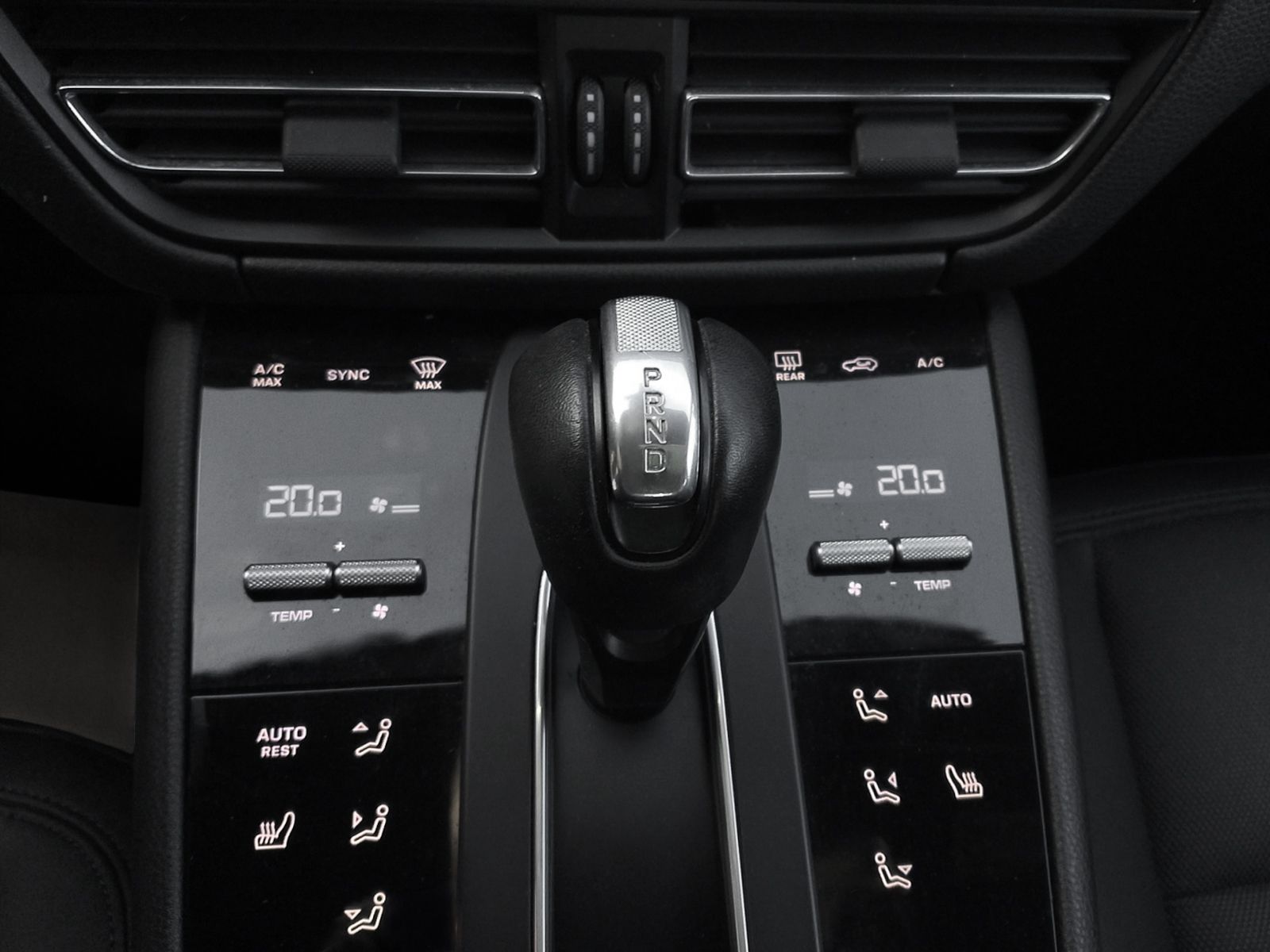 Porsche Macan - foto 14
