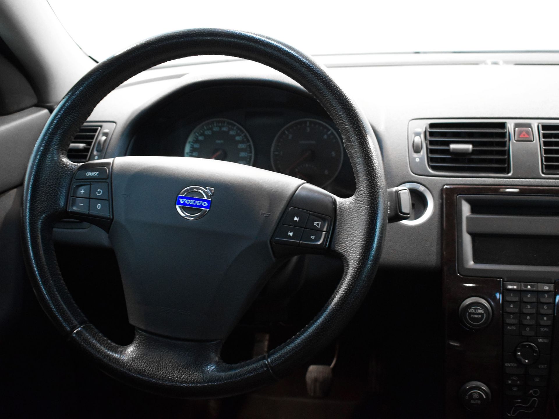 Volvo S40 2.0 D Momentum - foto 9