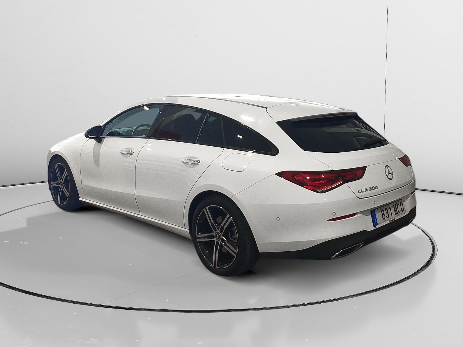 Mercedes-Benz CLA 200 - foto 4