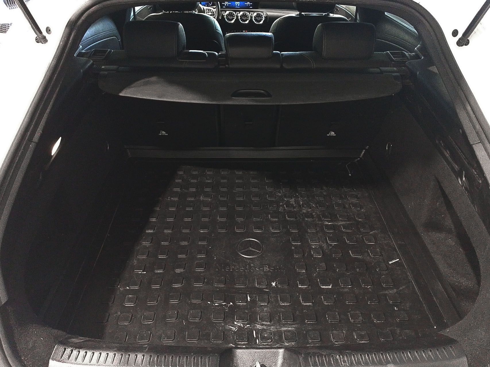 Mercedes-Benz CLA 200 - foto 12