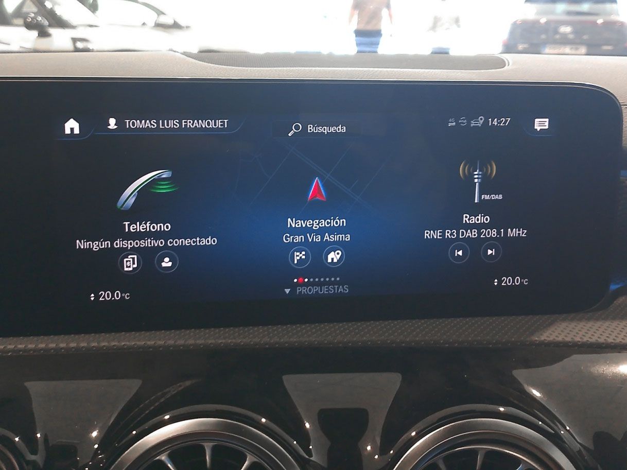 Mercedes-Benz CLA 200 - foto 15