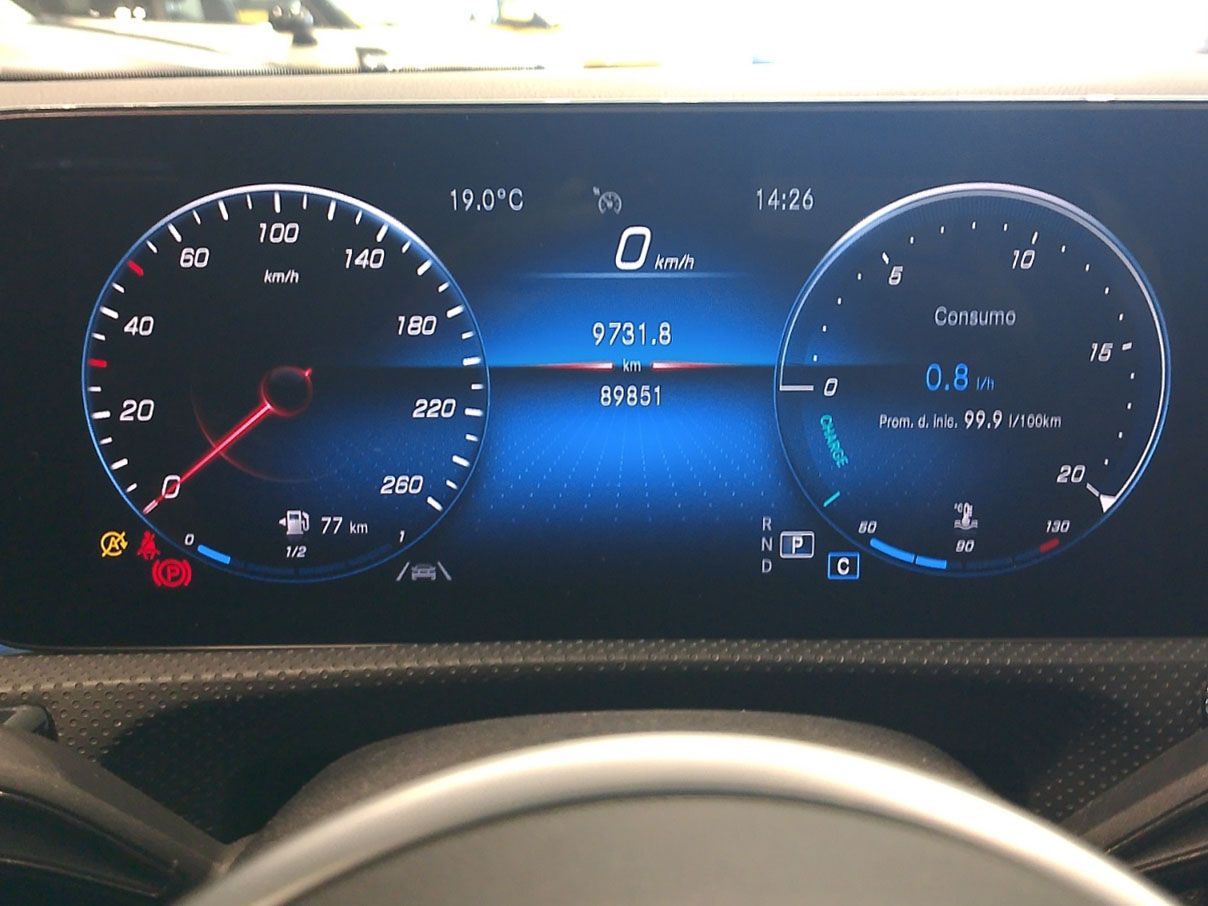 Mercedes-Benz CLA 200 - foto 14