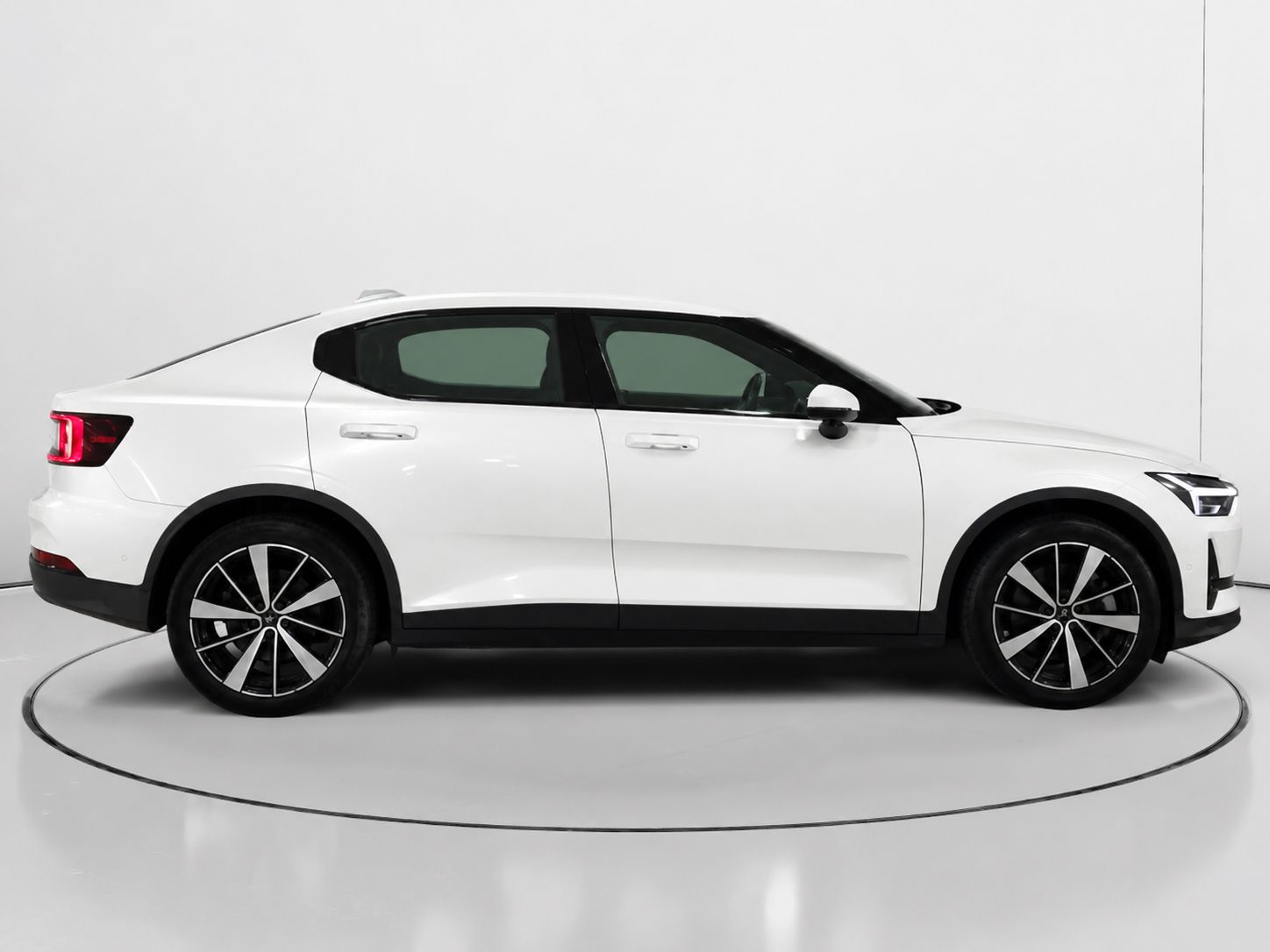 Polestar 2 Standard Range Single Motor FWD 69kWh - foto 2